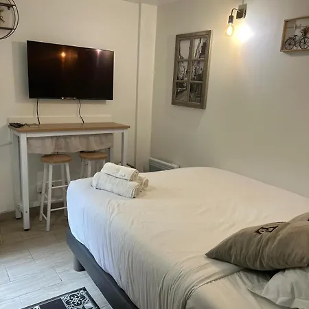 Joli Rue De Nazareth Апартаменты